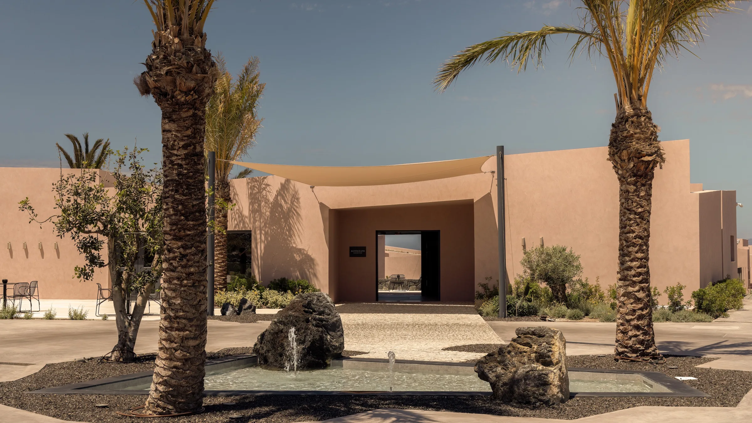Exterior 4