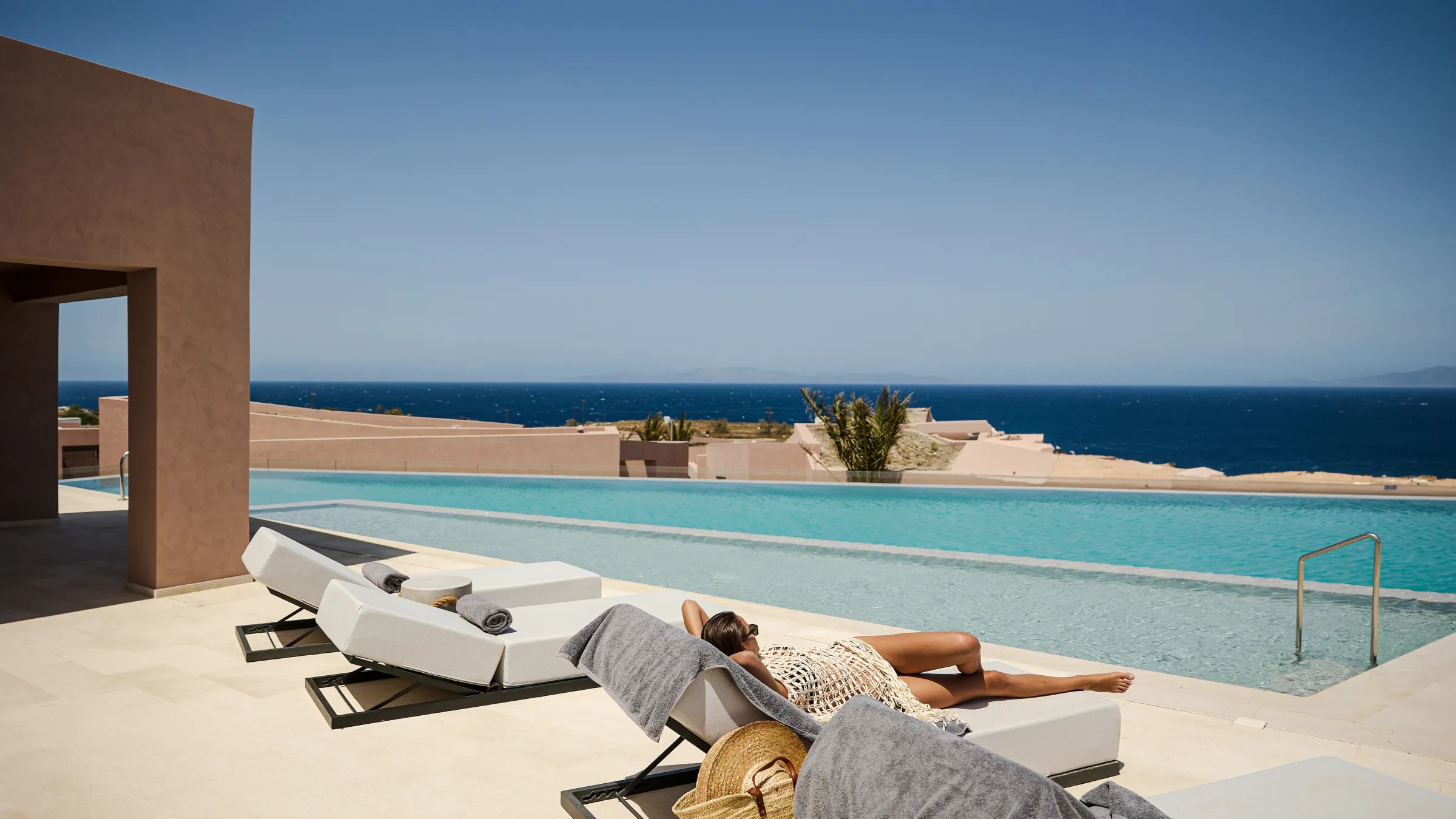 Swimming pool lifestyle 3