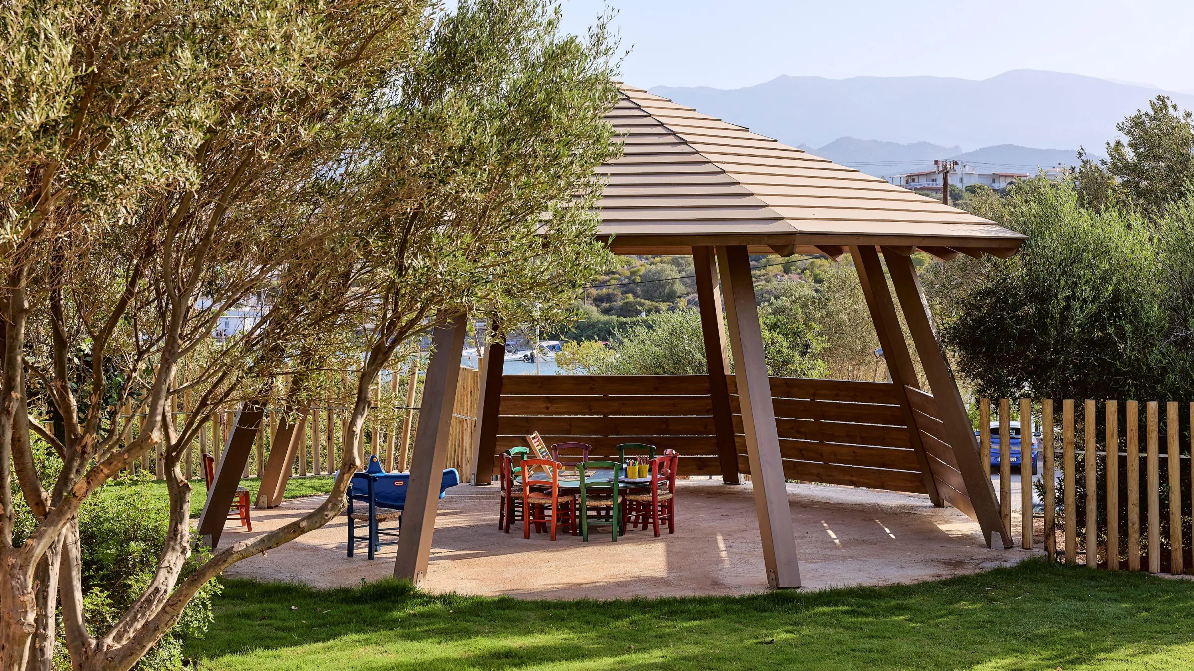 9 New Kids nature play area