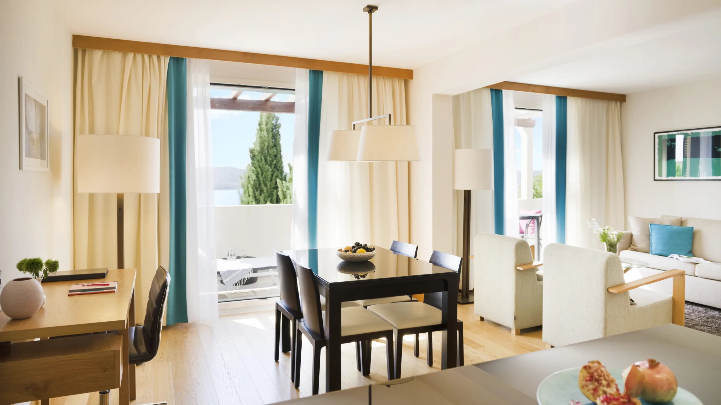 1 BEDROOM SEAVIEW 1