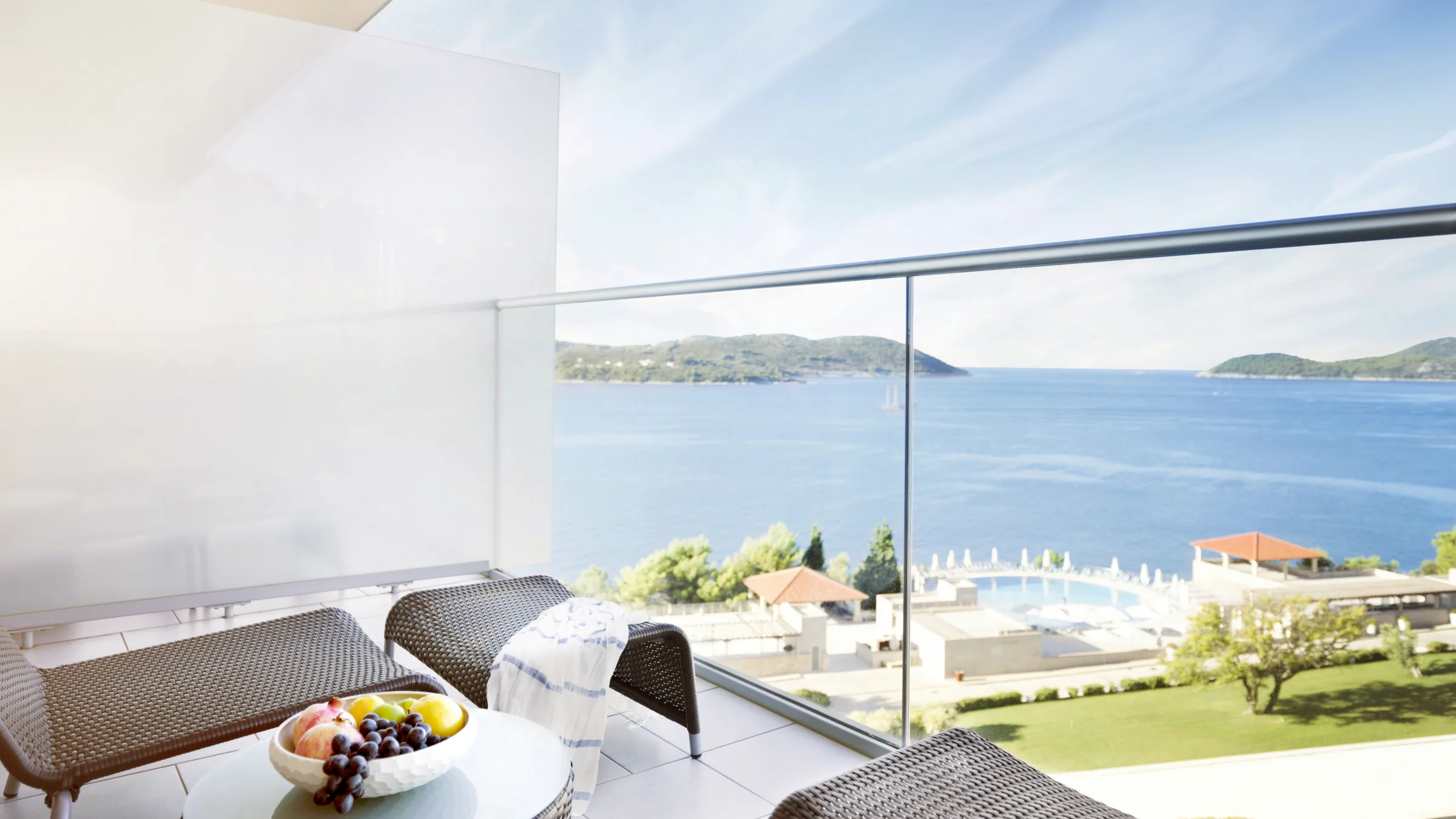 Club Room 3
