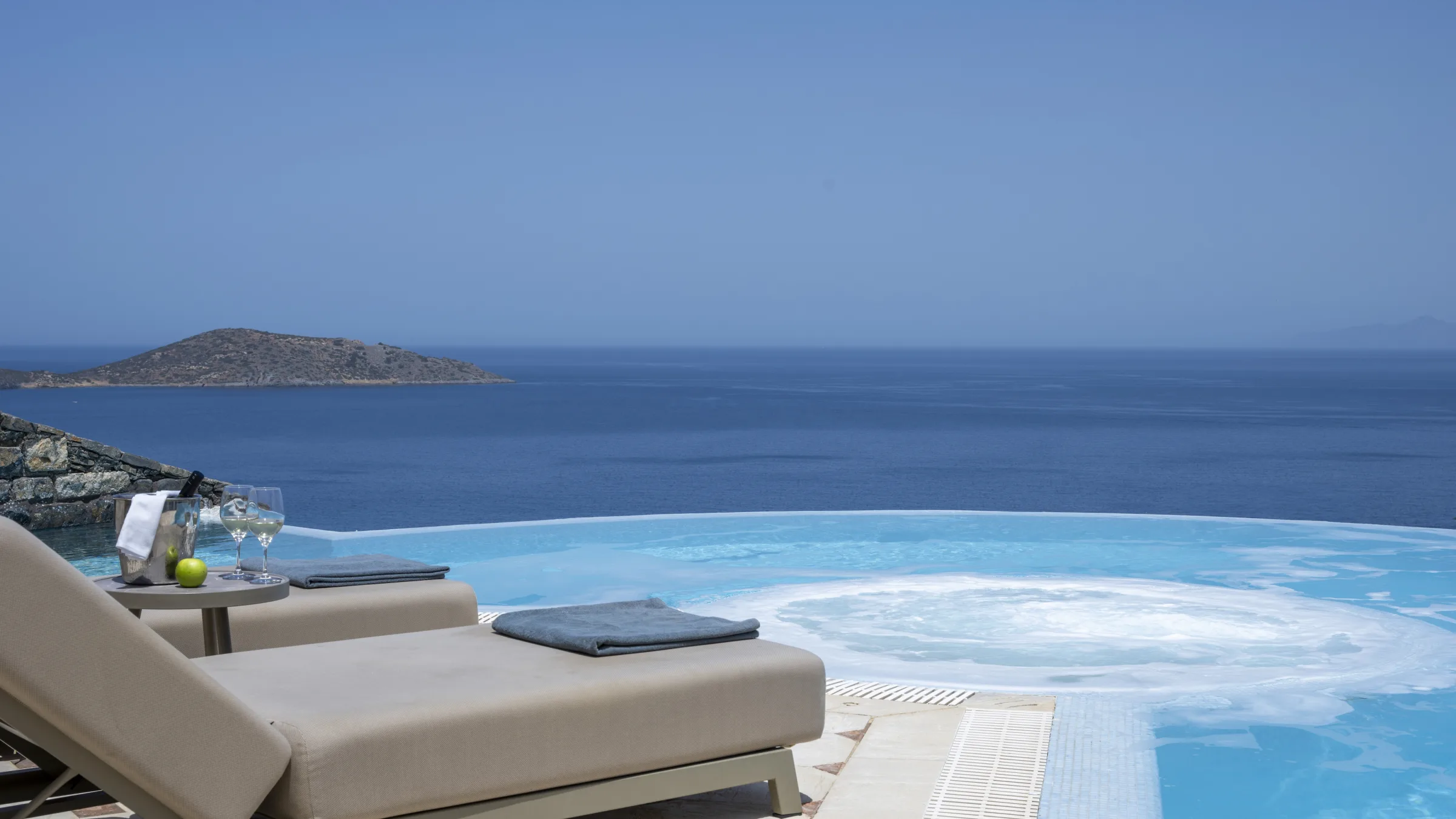 EGV One Bedroom Imperial Spa Pool Villa 13