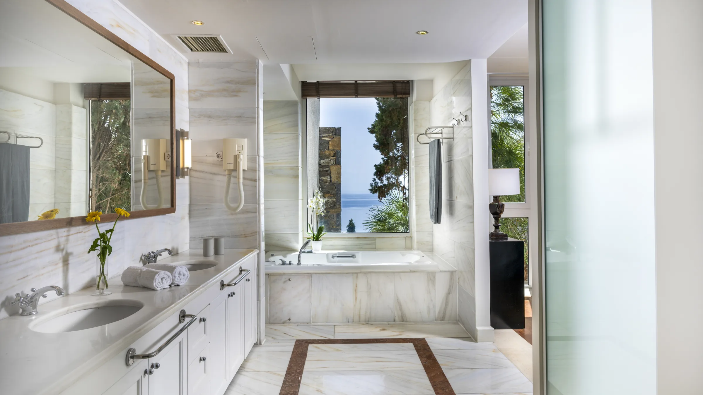 EGV One Bedroom Imperial Spa Pool Villa 6