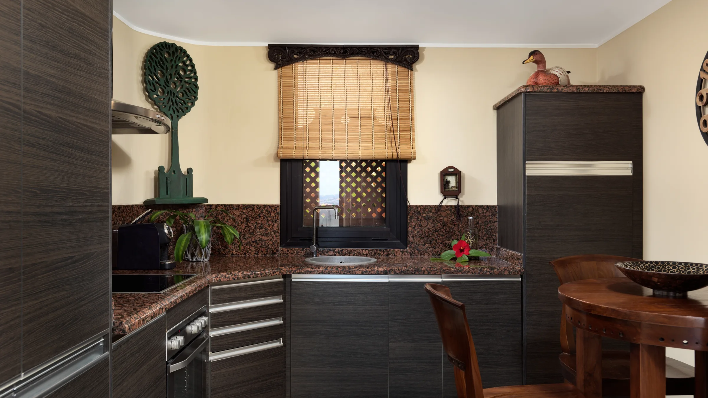 E5 kitchen Villa Gran Duquesa