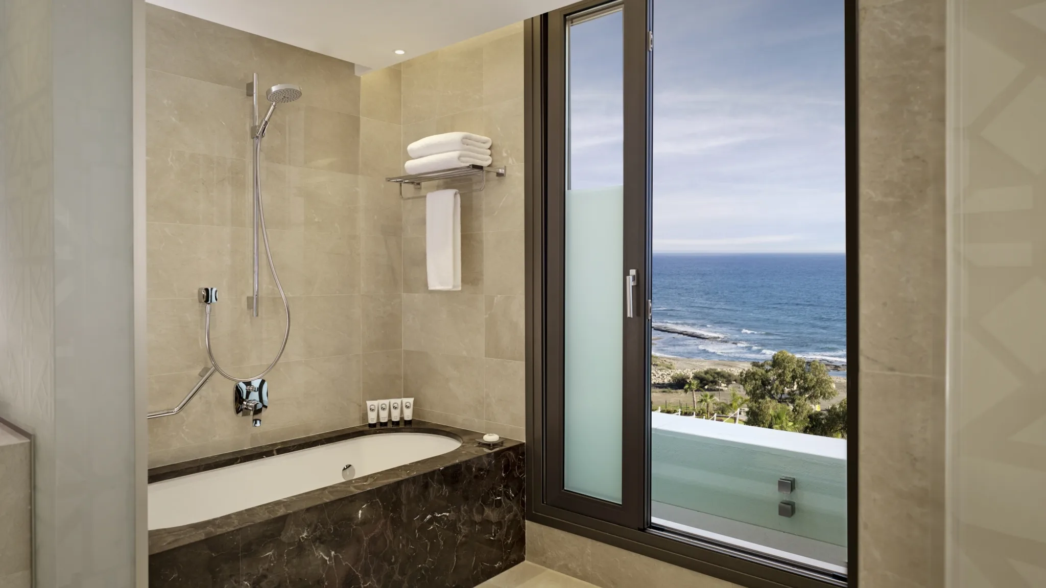 Parklane Limassol Accommodation Amphora Suite Bathroom LR