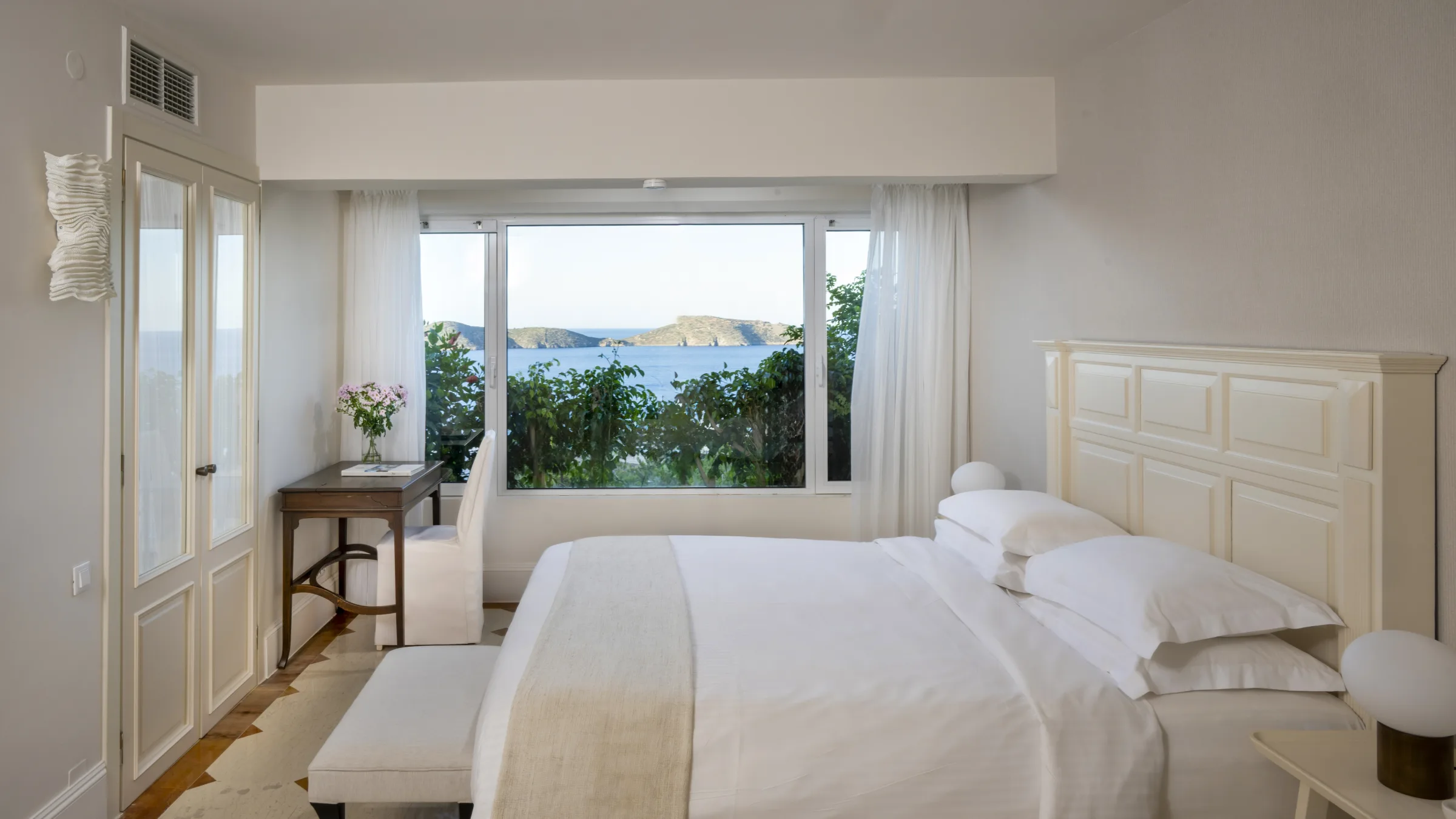 EGV Two Bedroom Executive Spa Pool Villa 9