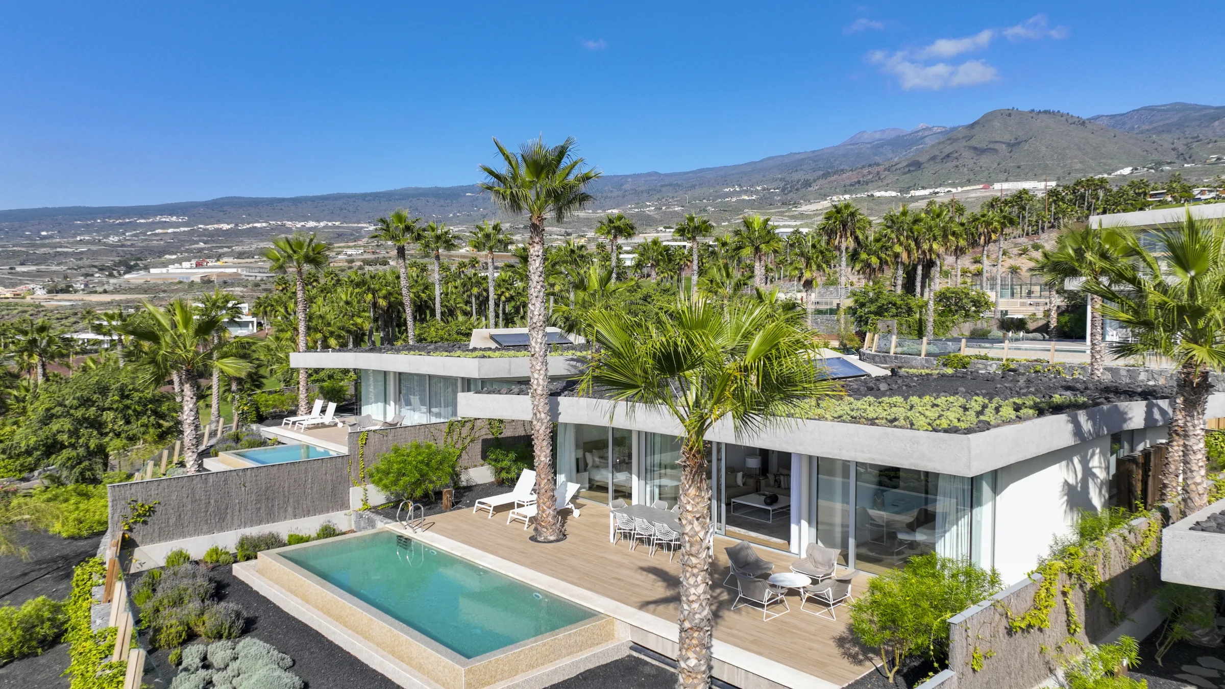 2 VL 2 Bedroom Villa del Tenis with Ocean Views and a private swimming pool 1
