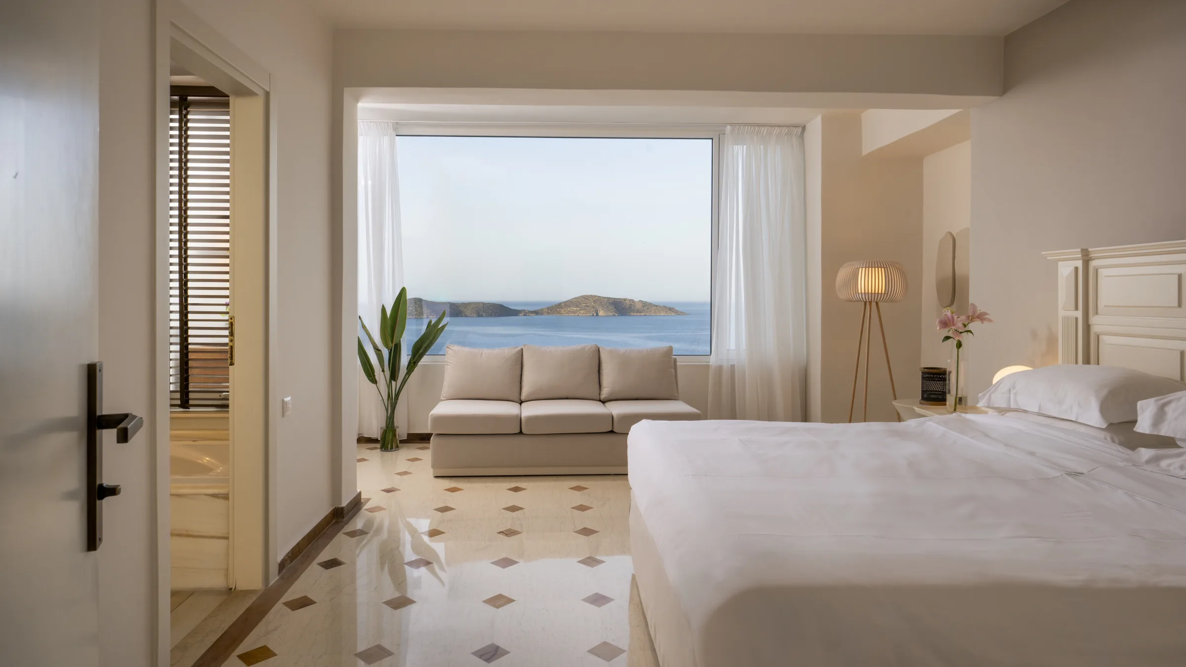 EGV Three Bedroom Aegean Pool Villa 4