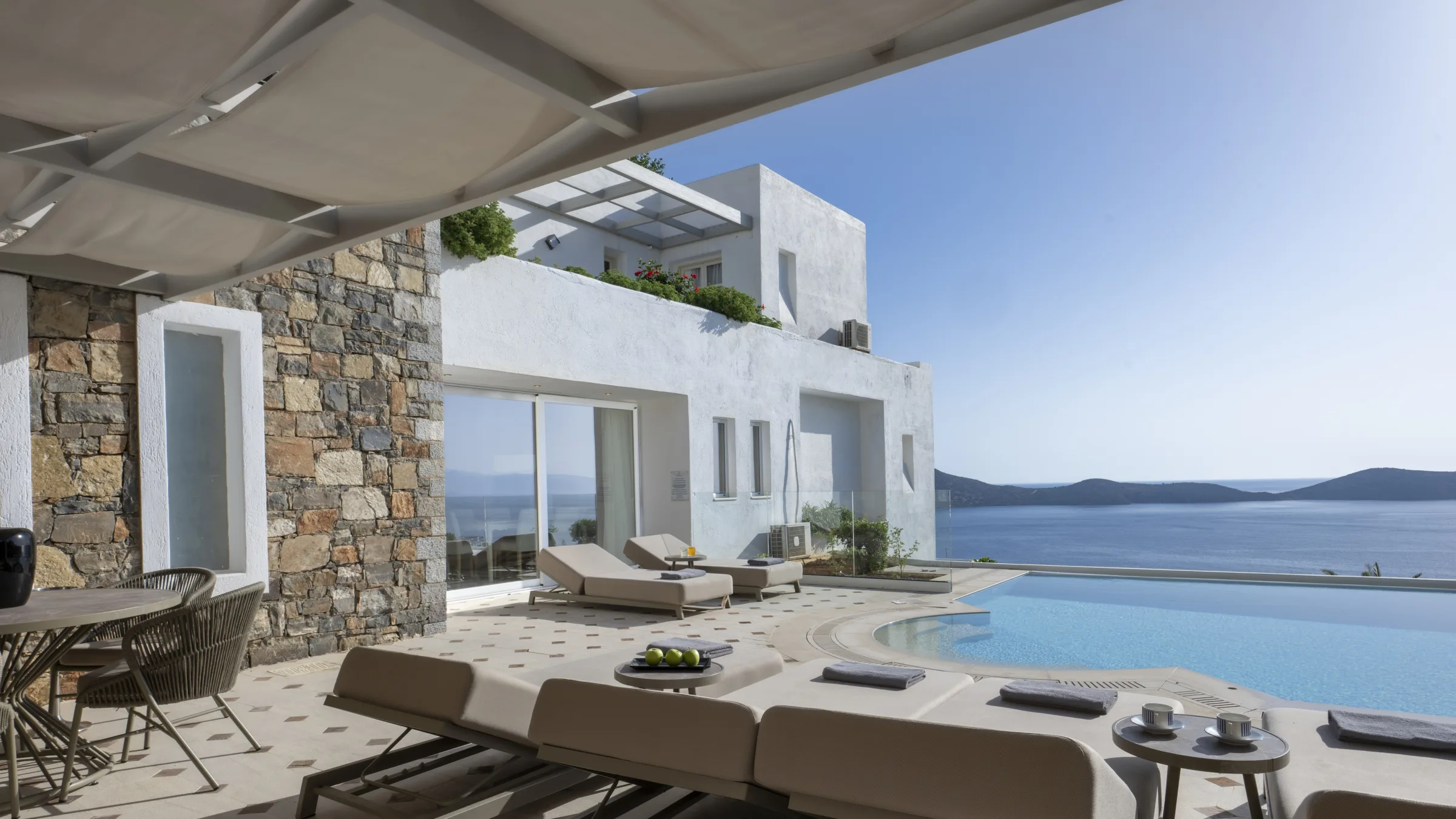 EGV Three Bedroom Aegean Pool Villa 8