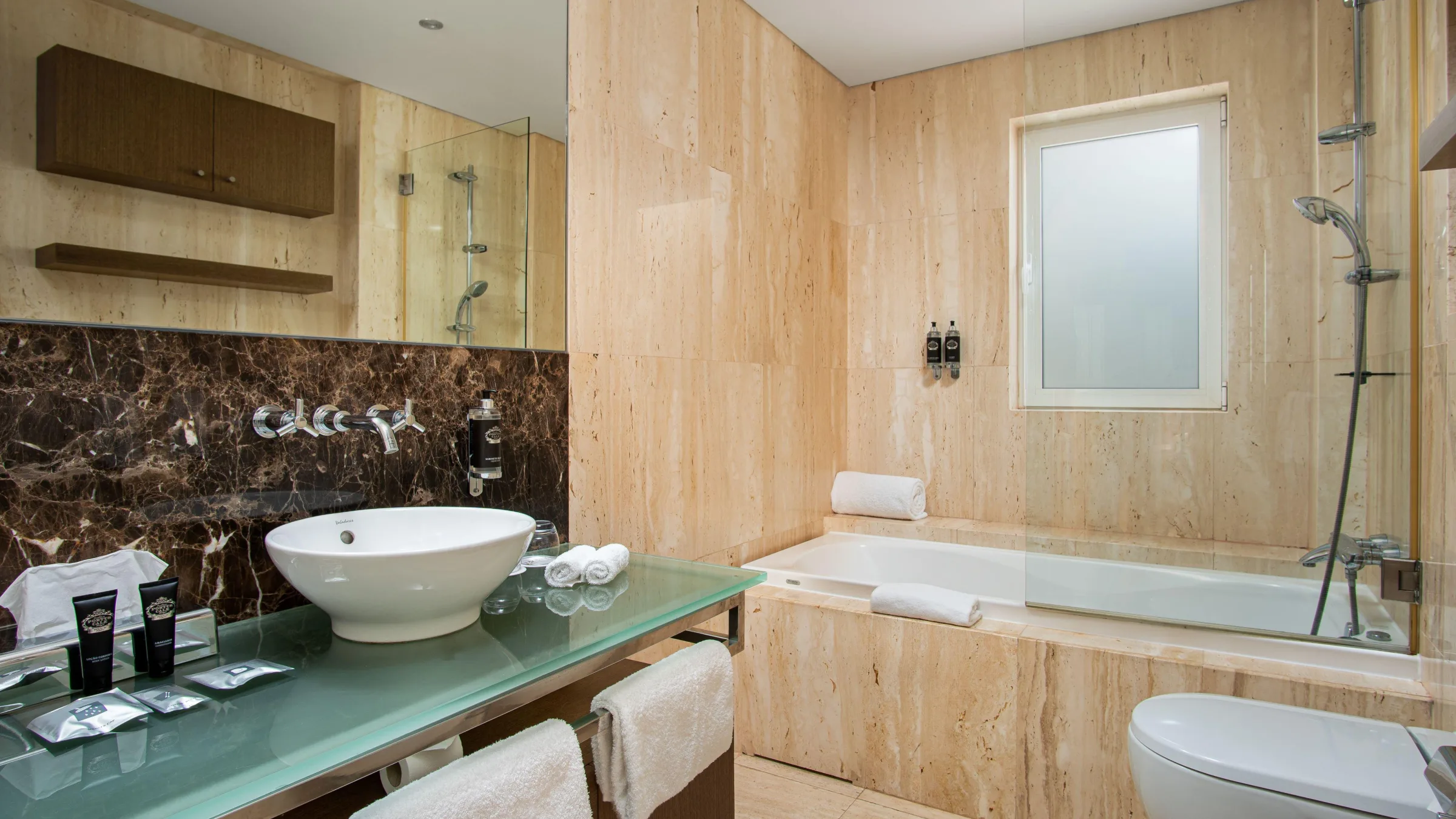 MSR TW3 Bathroom resized