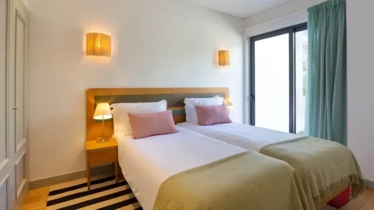 Martinhal Sagres Ocean Houses Twin Bedroom 768x432