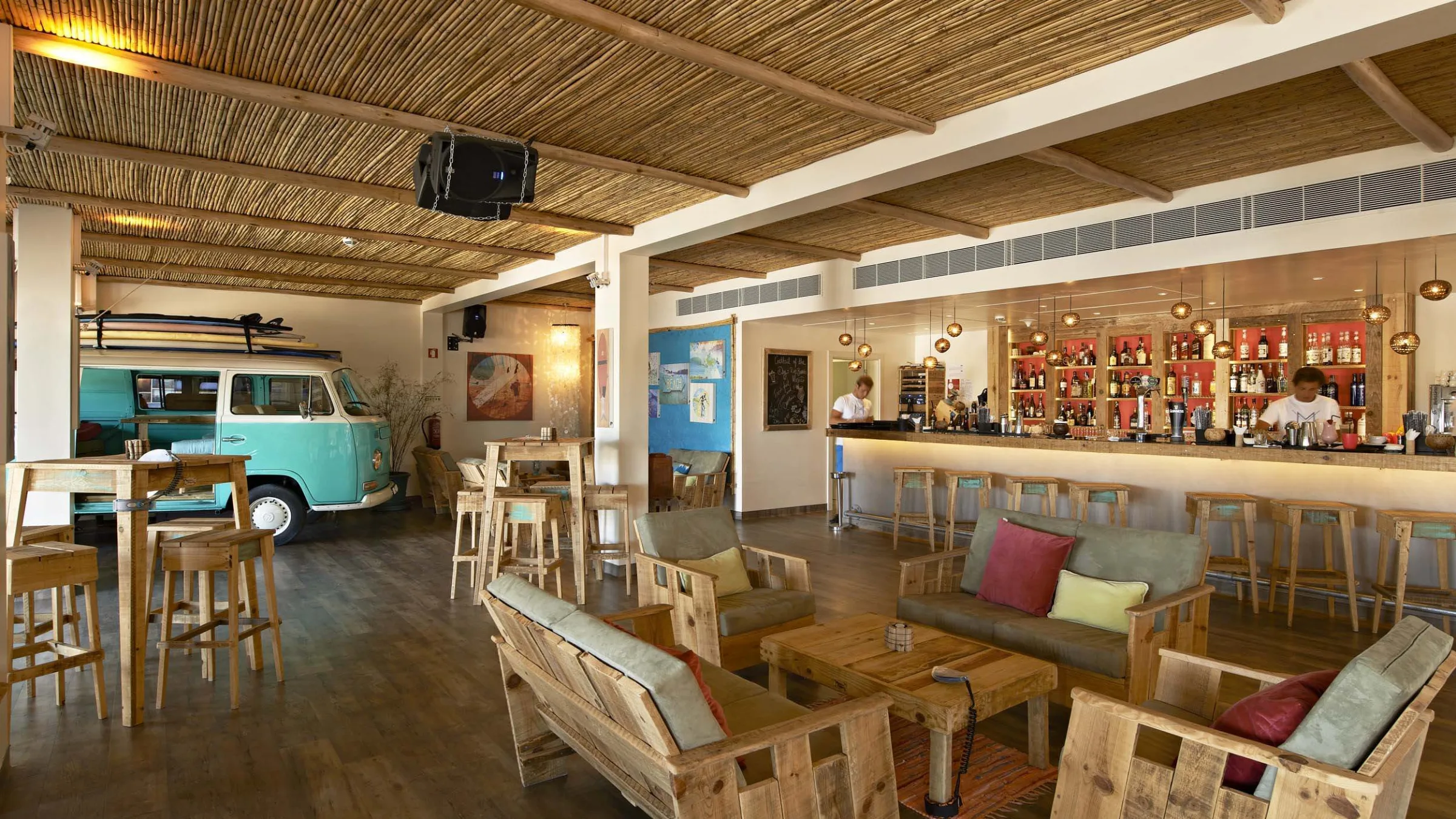 M Bar