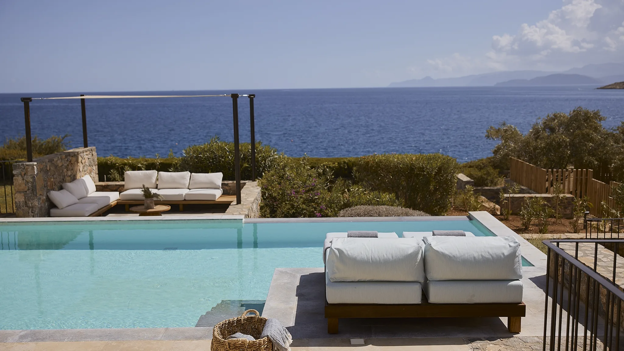 1 Thalassa 3 Bedroom Villa Private Pool 8246