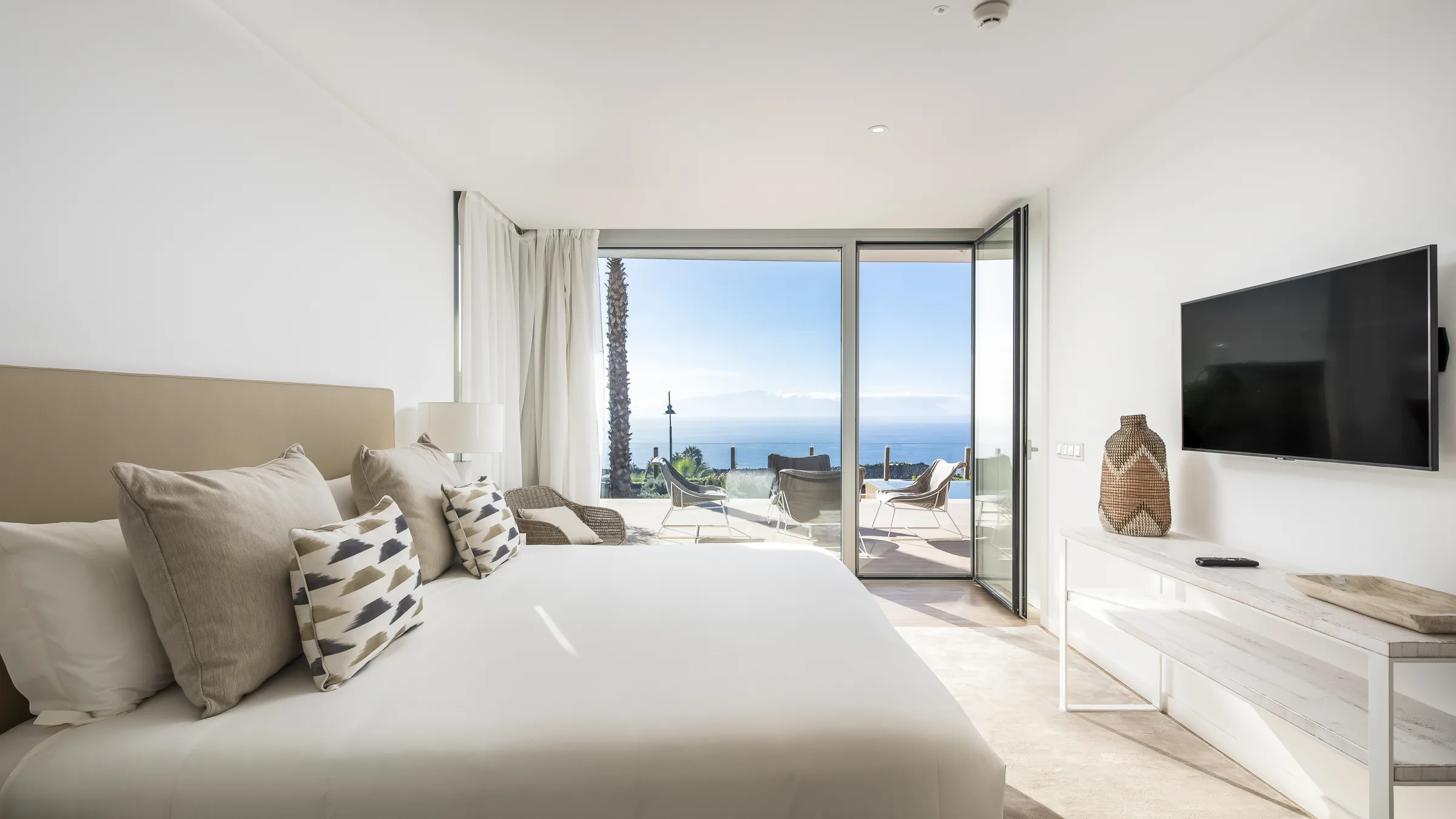 3 VL 3 Bedroom Villa del Tenis with Ocean Views and a Private Swimming pool 10