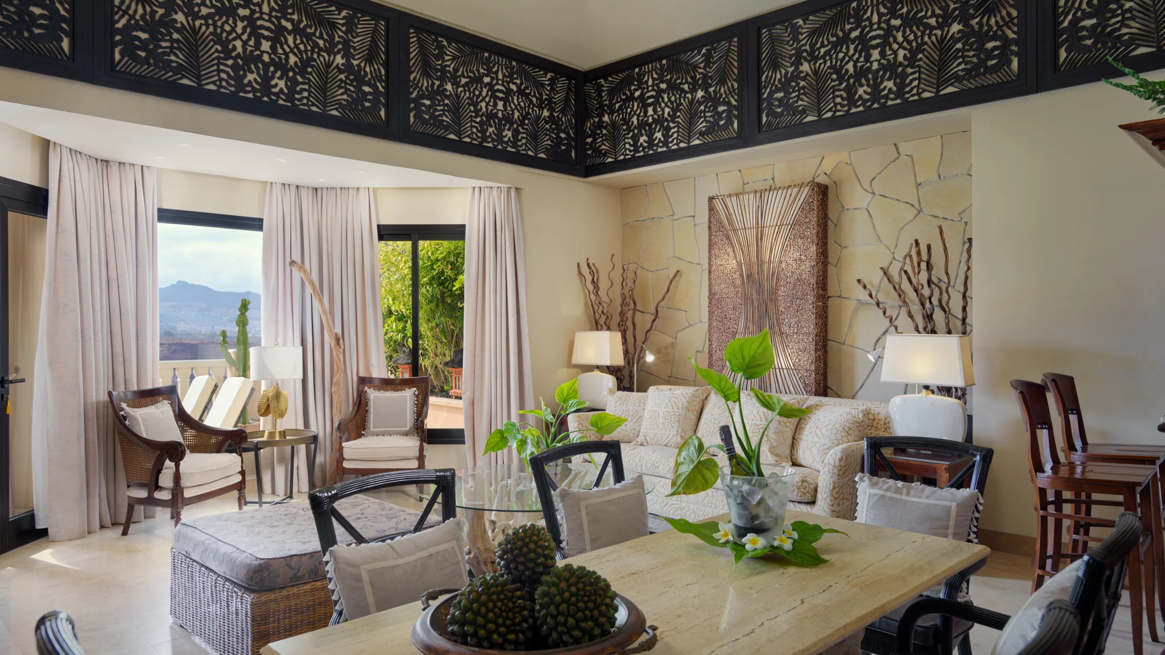 H3 Salon Villa Royal
