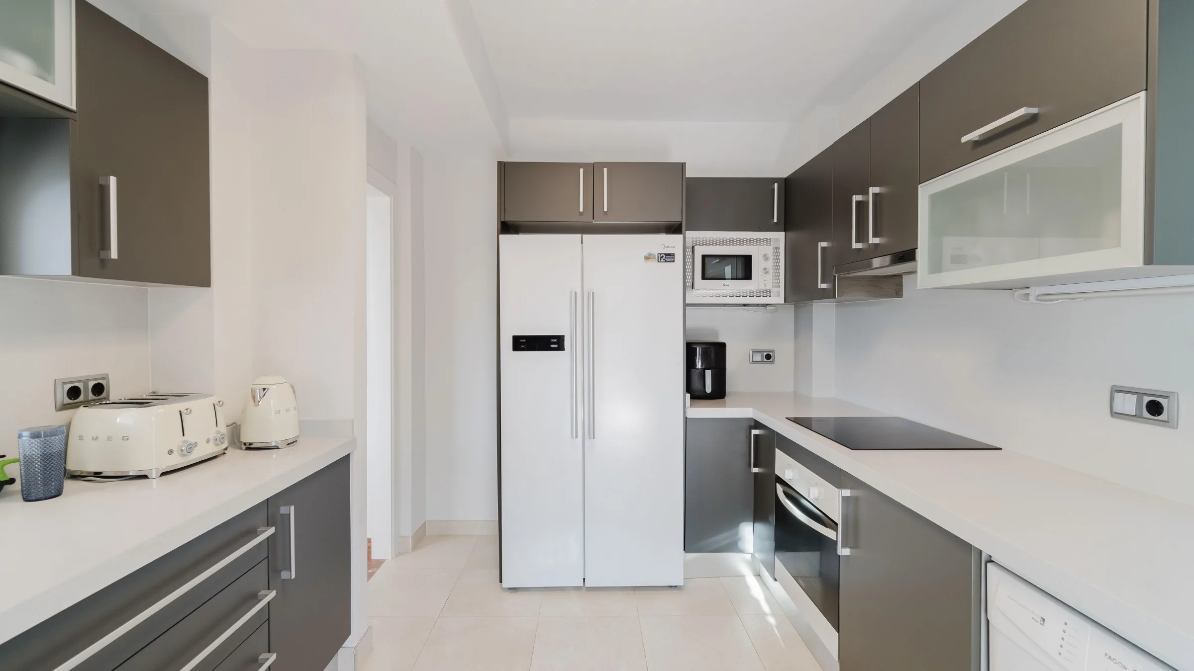 ALB10 kitchen c