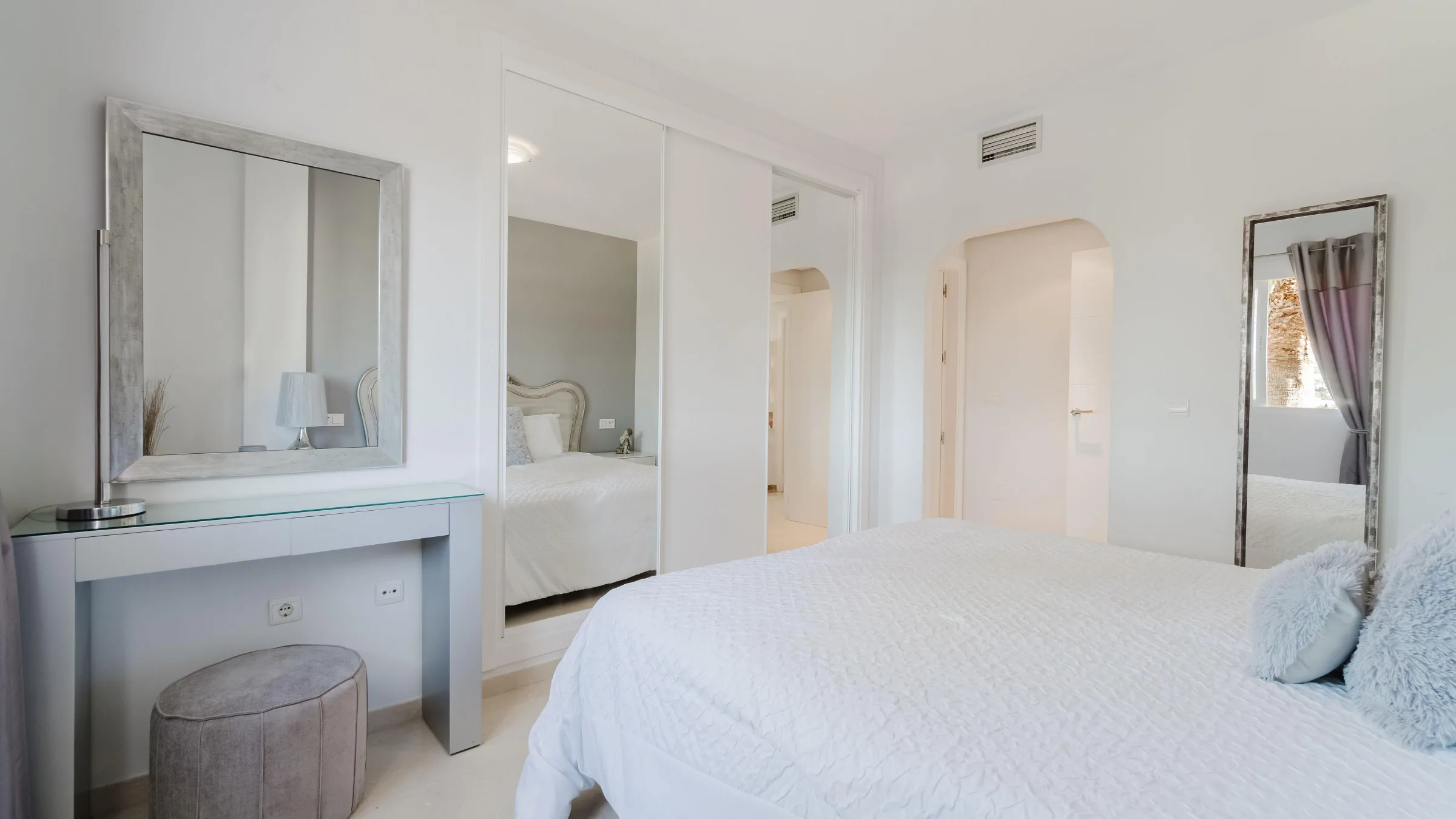 ALB10 Bedroom 2 c