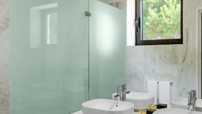 5 Bathroom 2023 09 29 094930 ylez