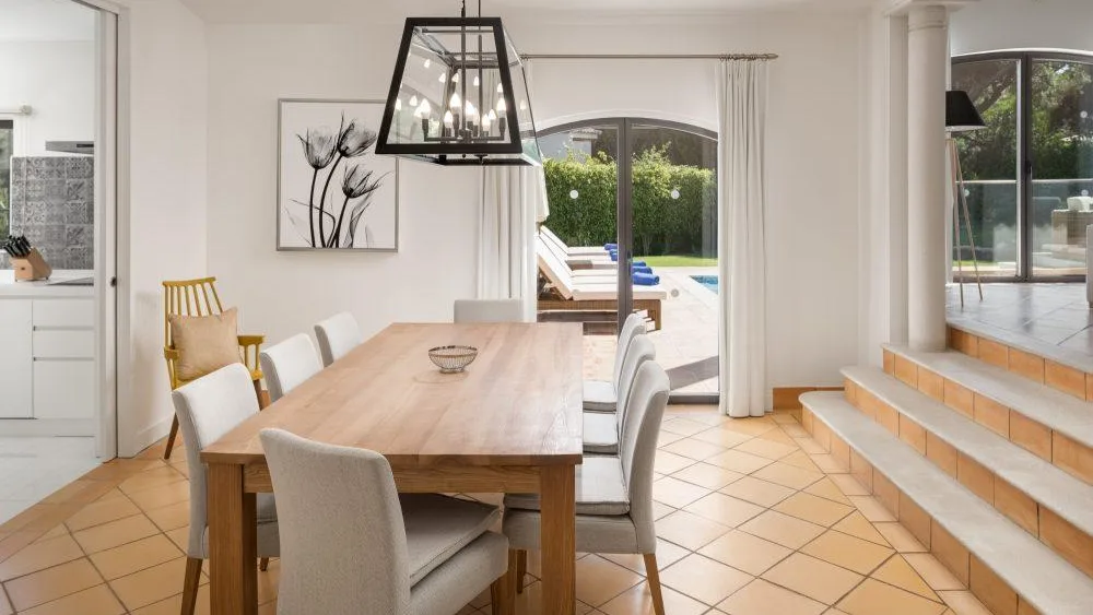 M2 Dining Room