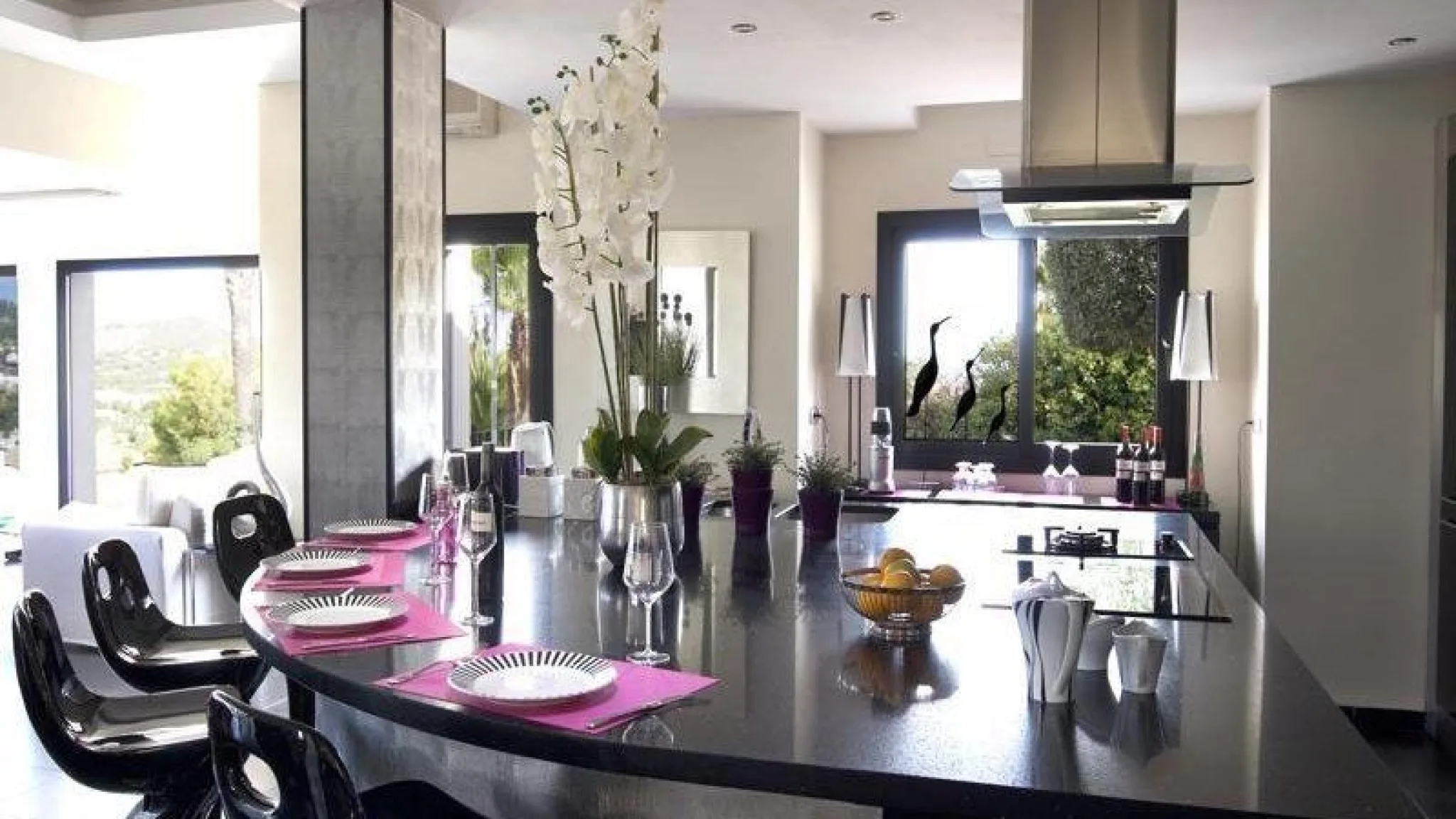 Villa Raya Kitchen 1