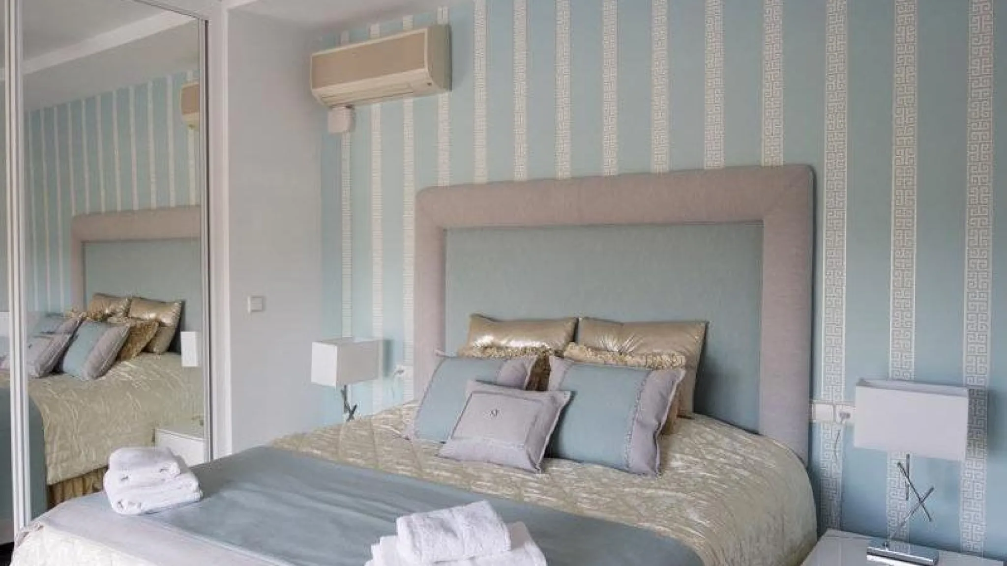 V Illa Raya Bedroom 1 2
