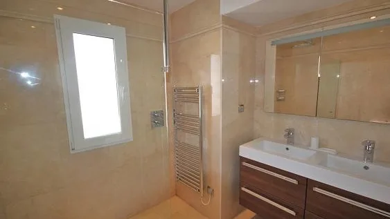 Las Higueras 38 guest bed 2 en suite