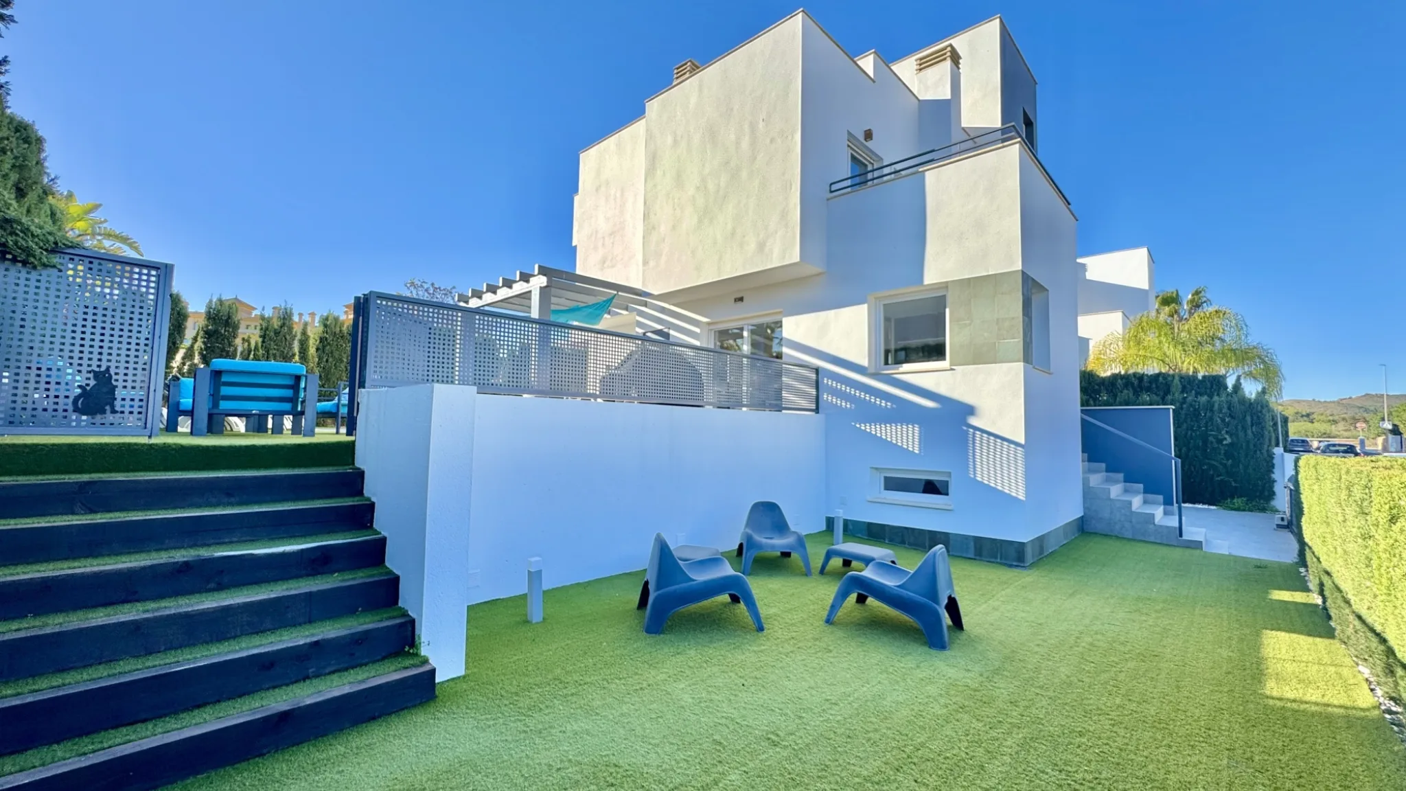MIM18 lower garden 2024