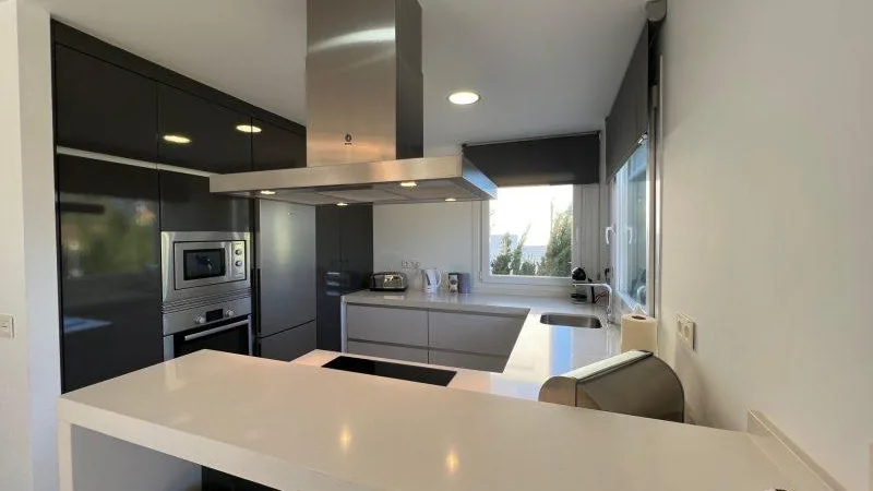 Kitchen 2