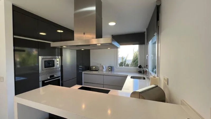 Kitchen 2