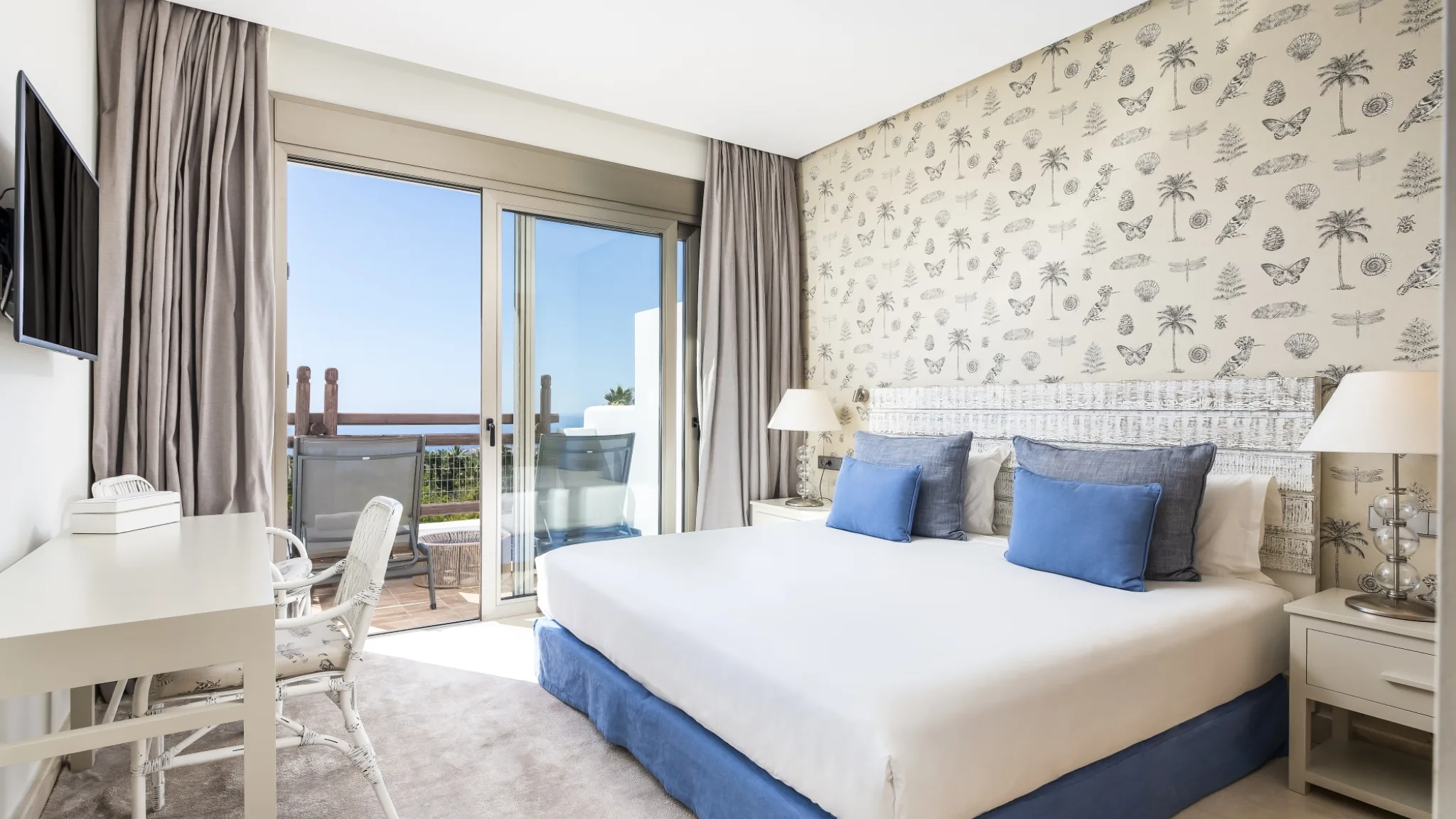 2 Bedroom Suite Sea View 9