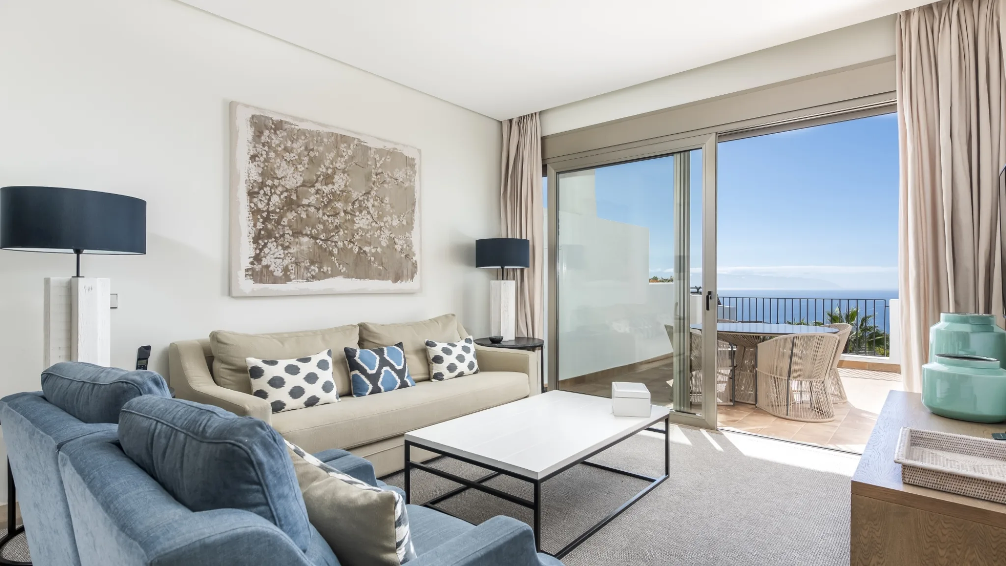 2 Bedroom Suite Sea View 11