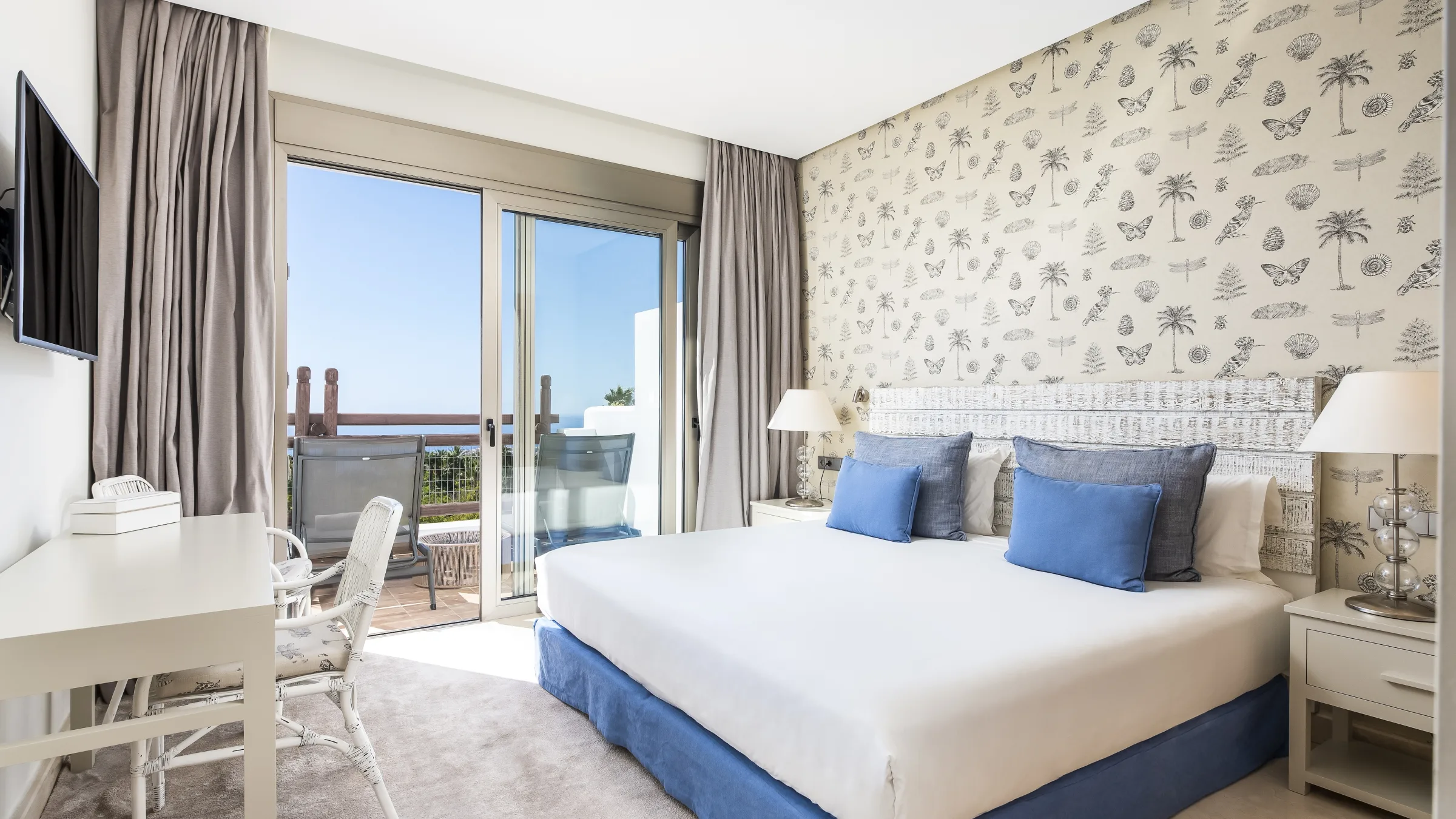 2 Bedroom Suite Sea View 9
