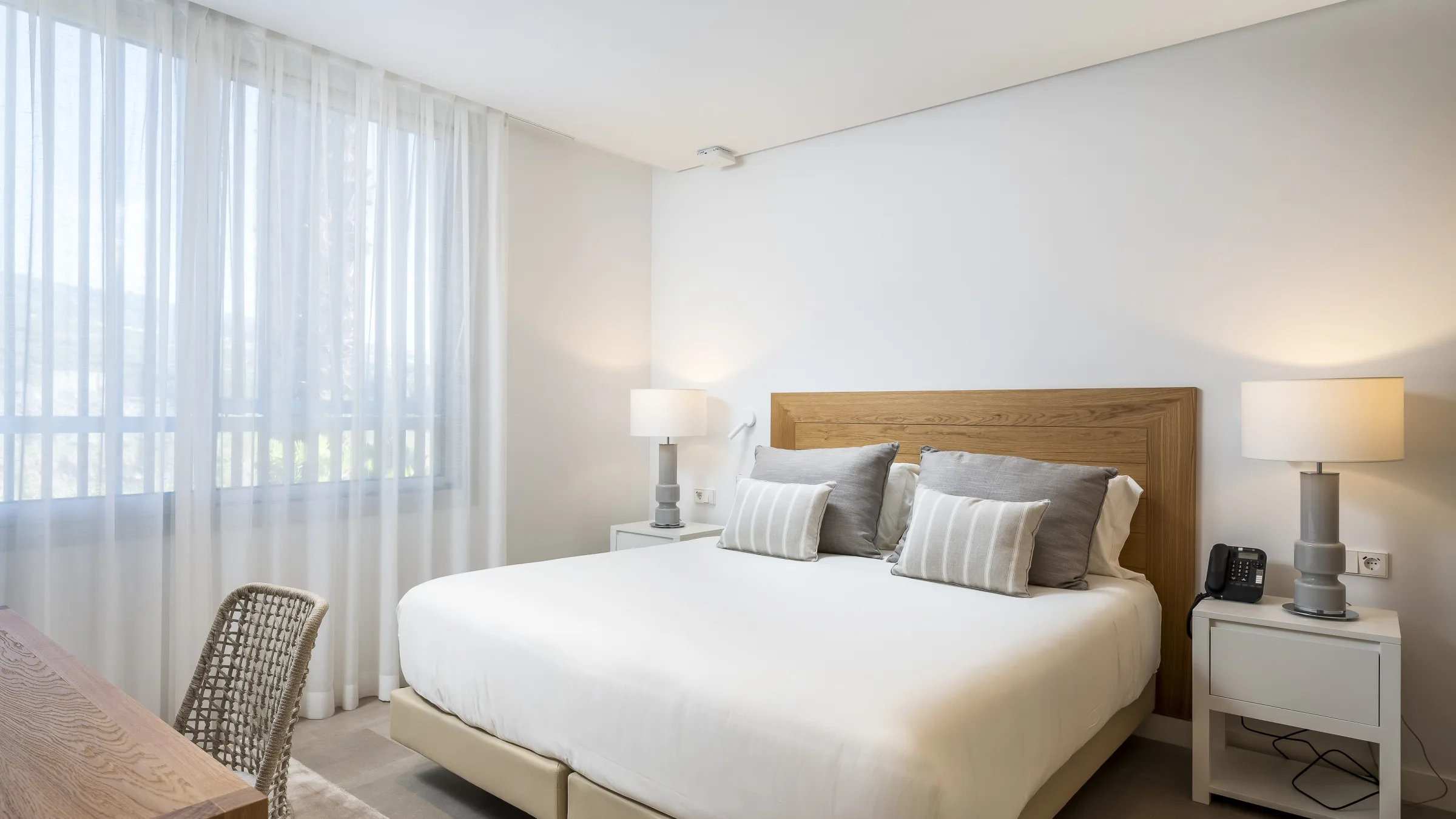 1 V 1 Bedroom Suite with Ocean Views 9