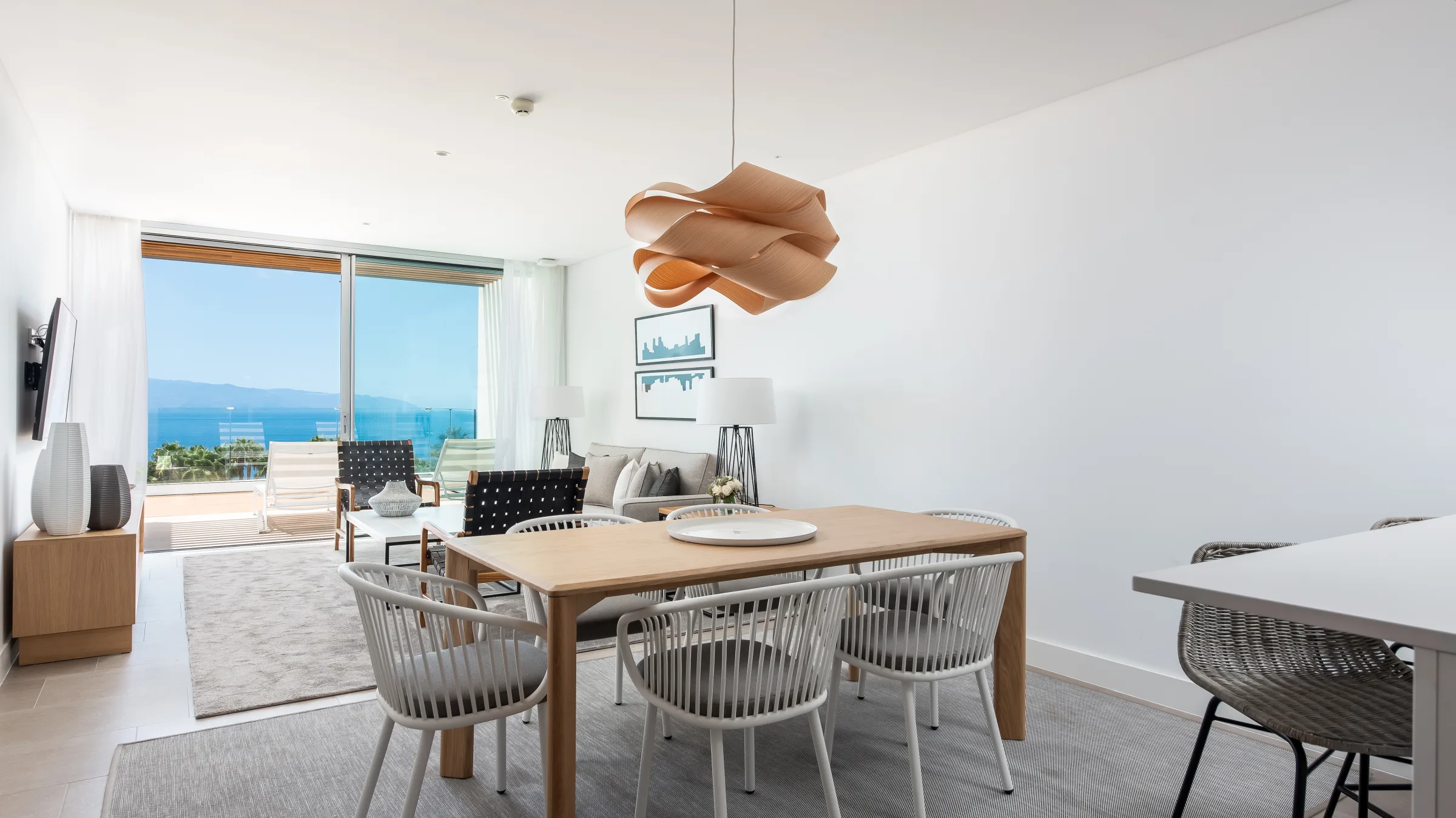 2 V 2 Bedroom Suite with Ocean Views 5