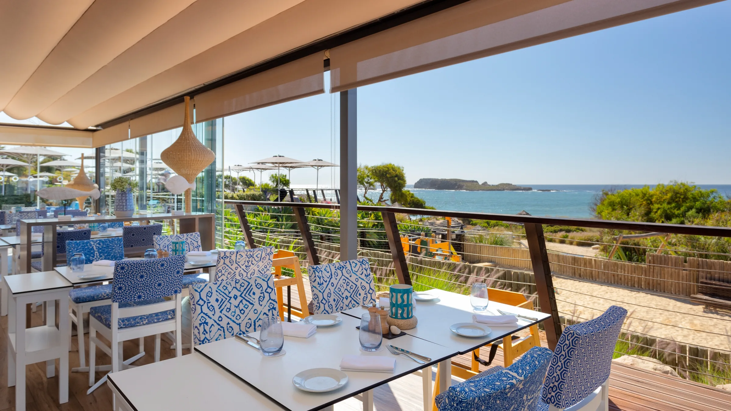 Restaurante As Dunas with view to Playground