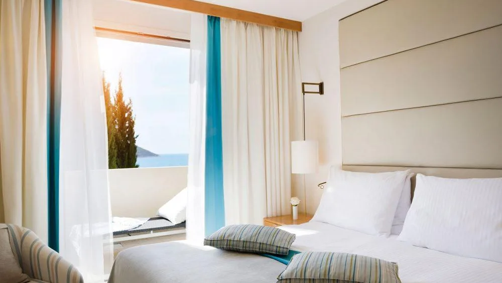 15597283911 BEDROOM SEAVIEW 2023 09 29 093901 wjjs