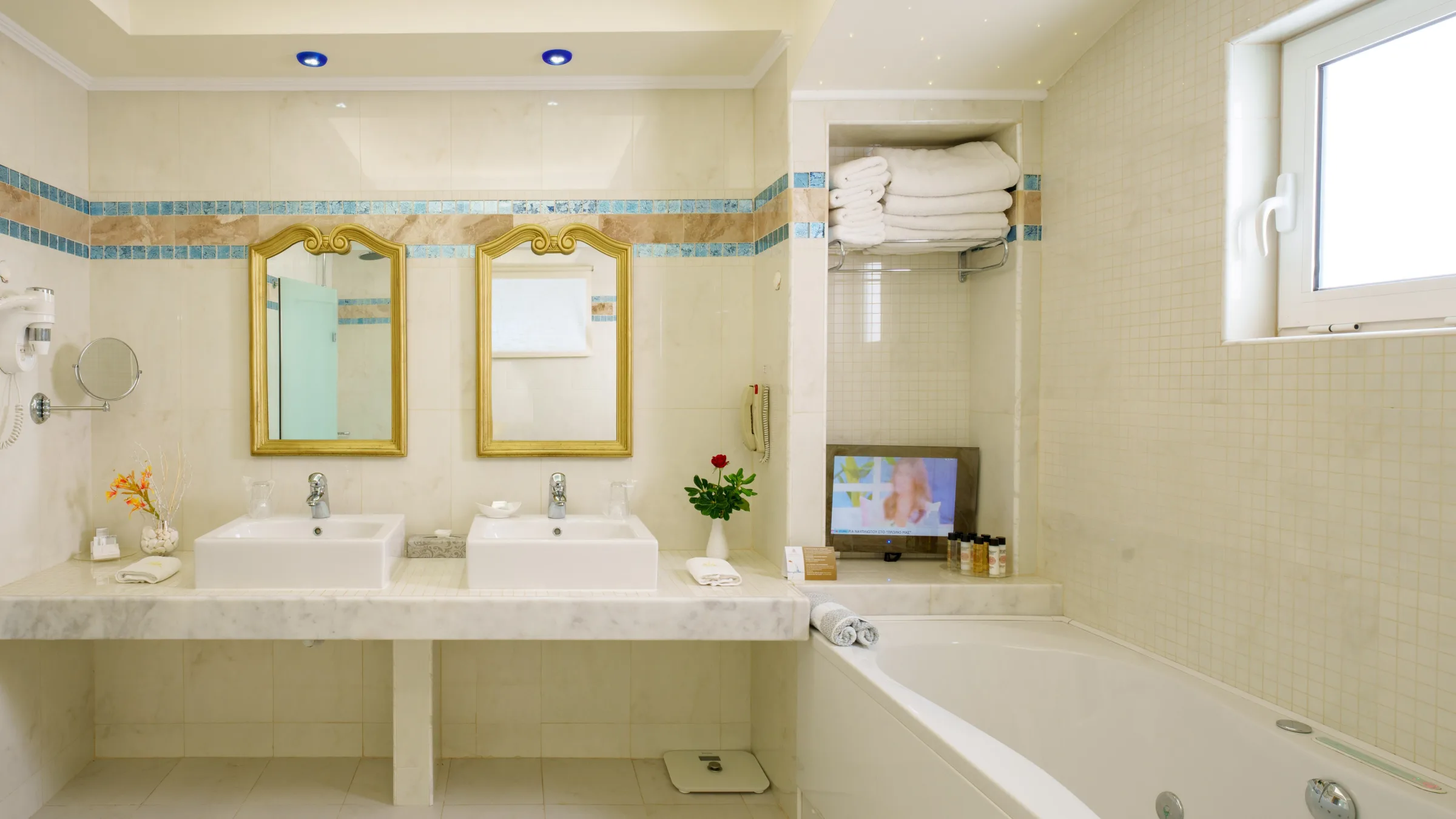 Platinum Beach Family Suite Sea View With Personal Pool1