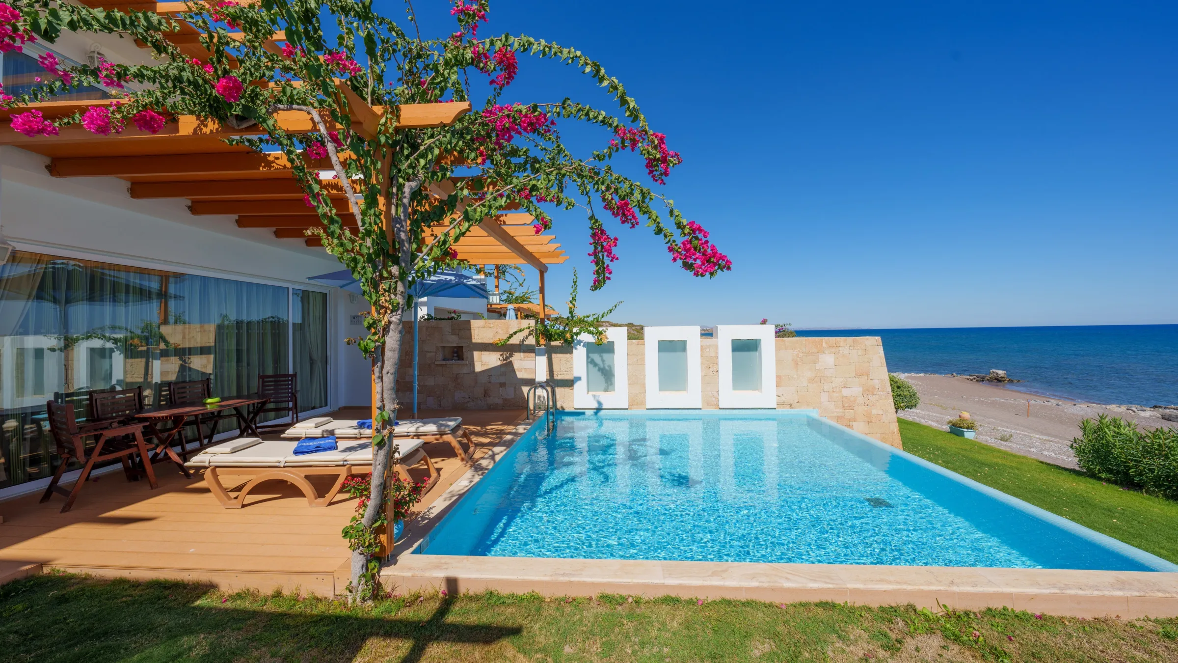 Platinum Beach Family Suite Sea View With Personal Pool8