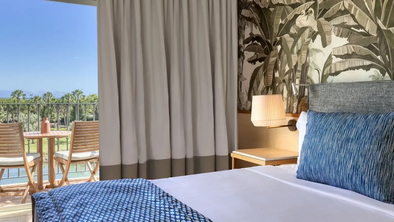 Sapphire Family Retreat Room with Two Bedroom