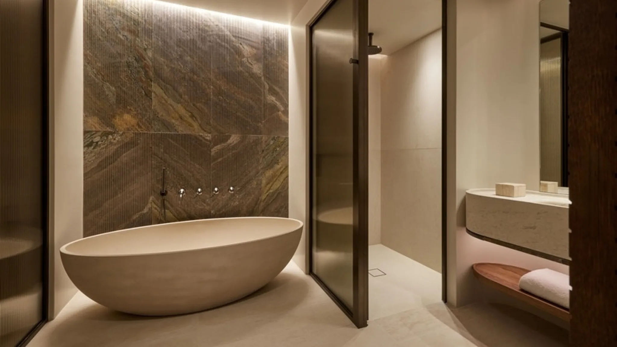 DC TC Suite Premium One Bedroom Pool Master Bathroom 04 4