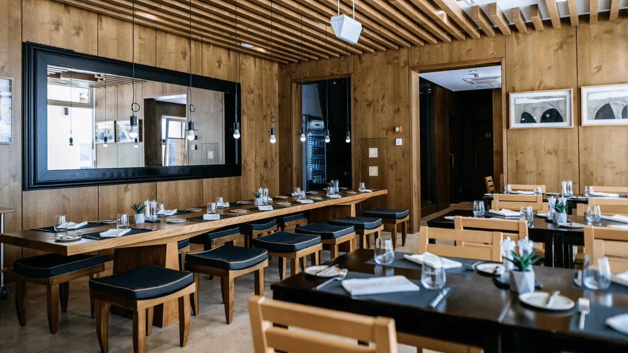 1728382030 Restaurant Butcher