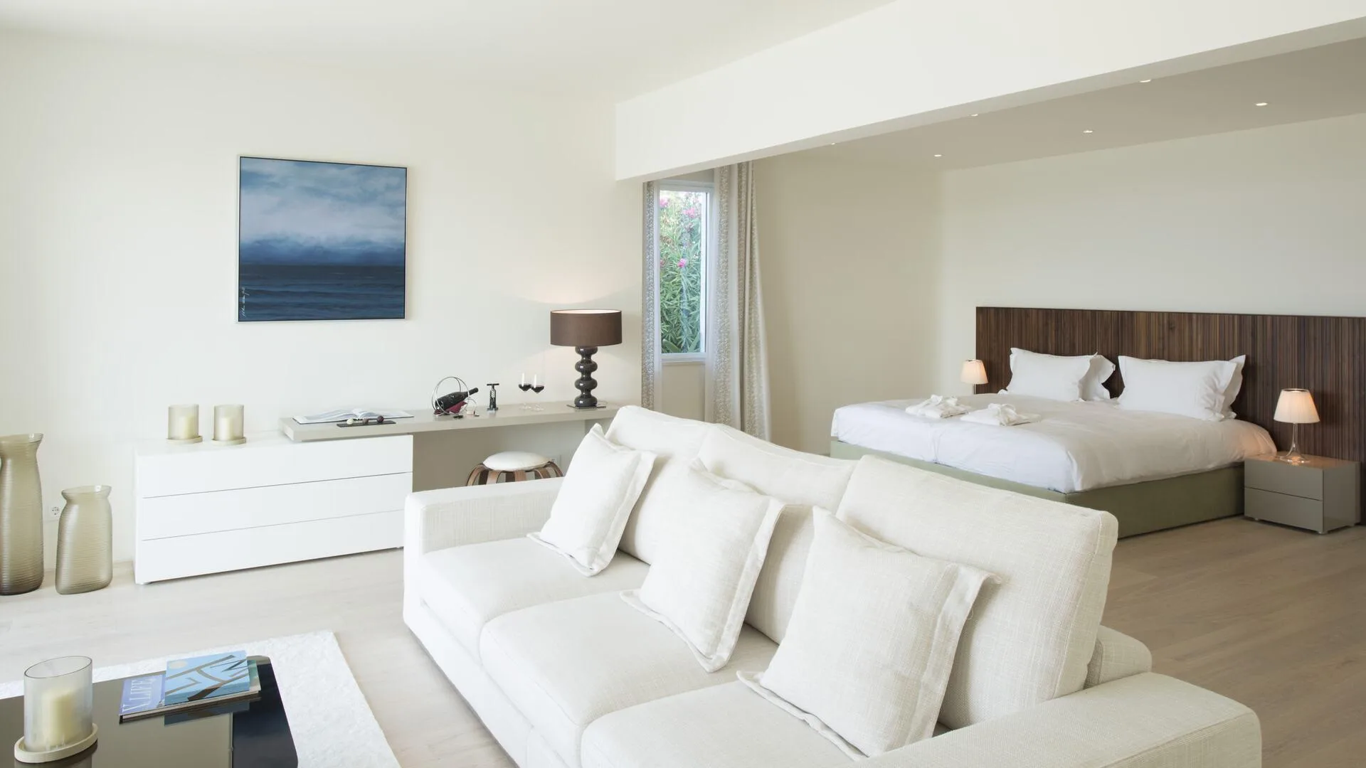 Villa Praia Master bedroom