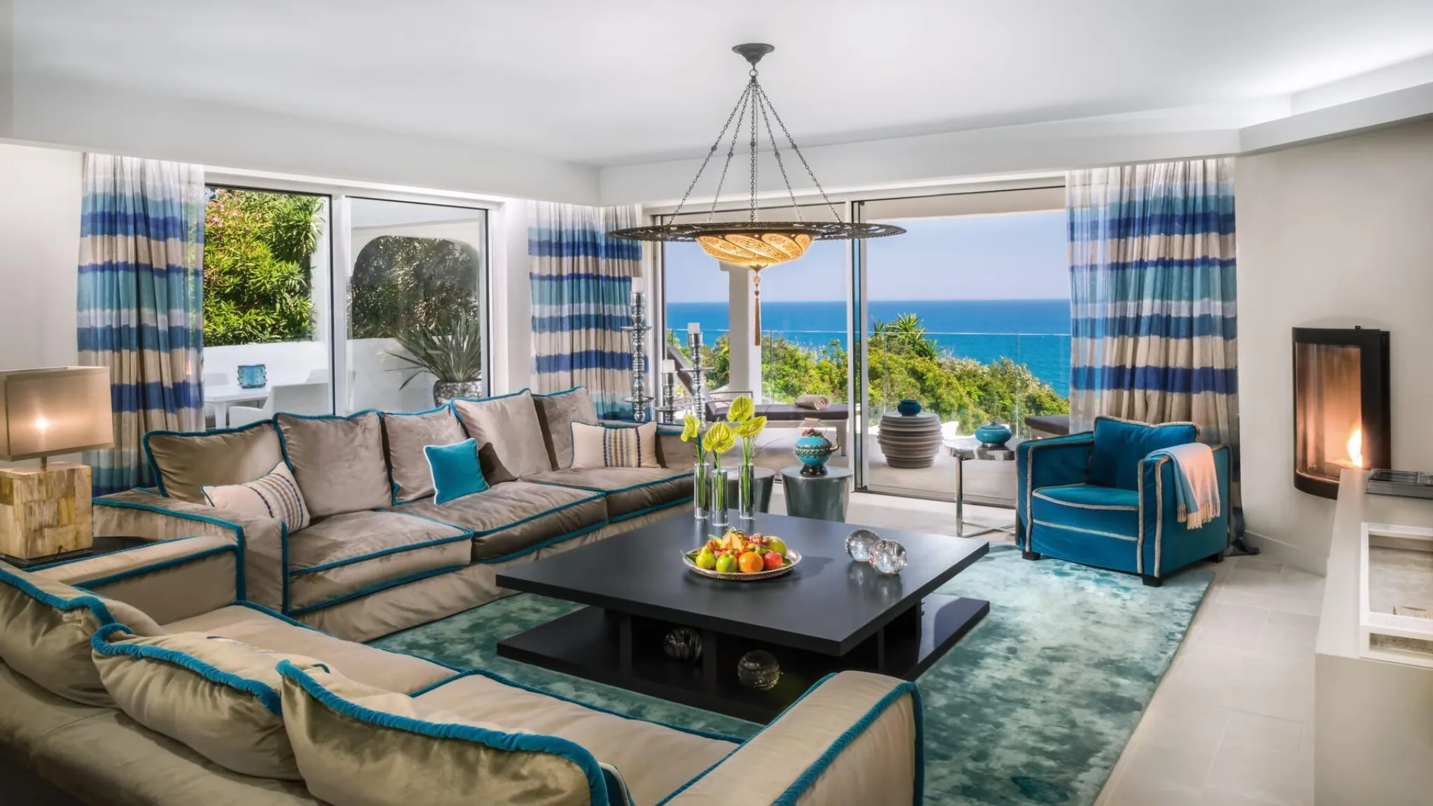 Vila trevo living room upper floor