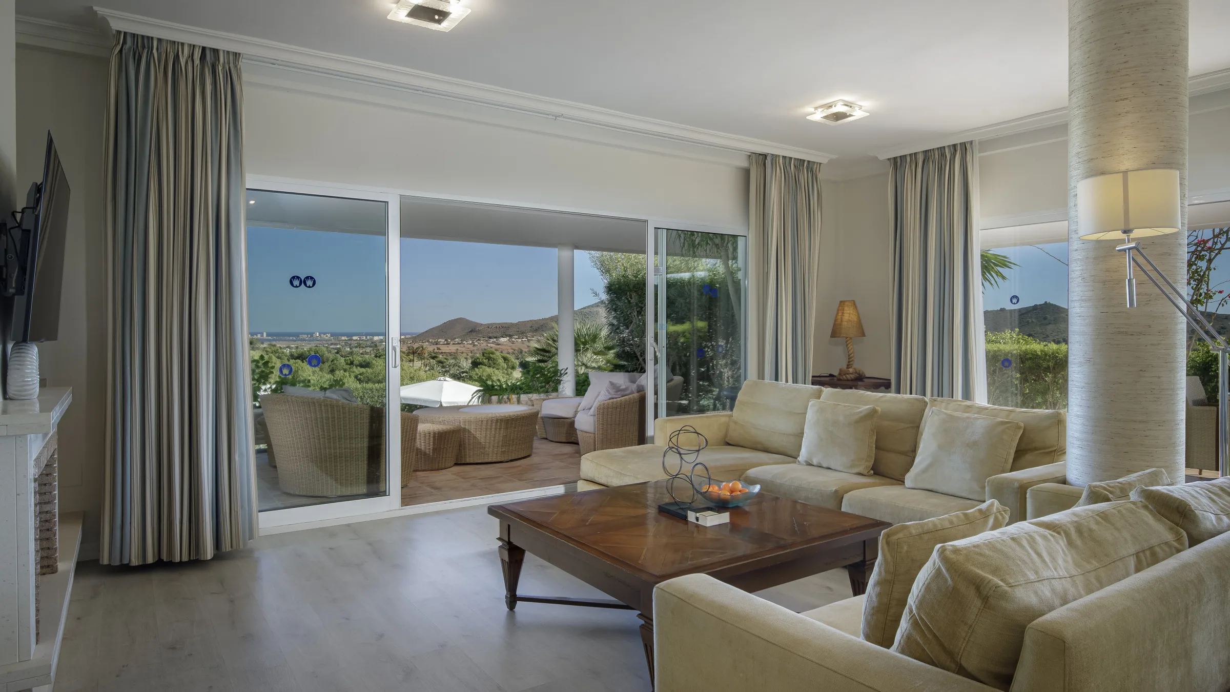 V1 13 of 16