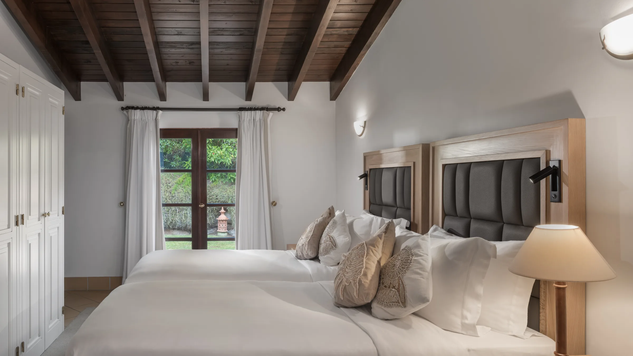 6 Double Room